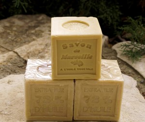 Savon de Marseille 72%D'HUILE DE PALME CUBE