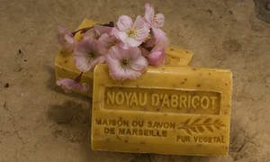 Savon NOYAU D'ABRICOT 125gr