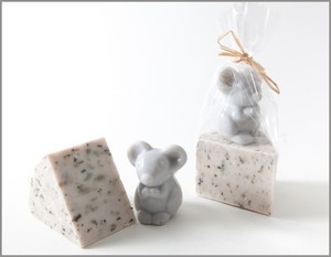 Savon roquefort avec sa souris